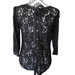 Aritzia Babaton Lace blouse